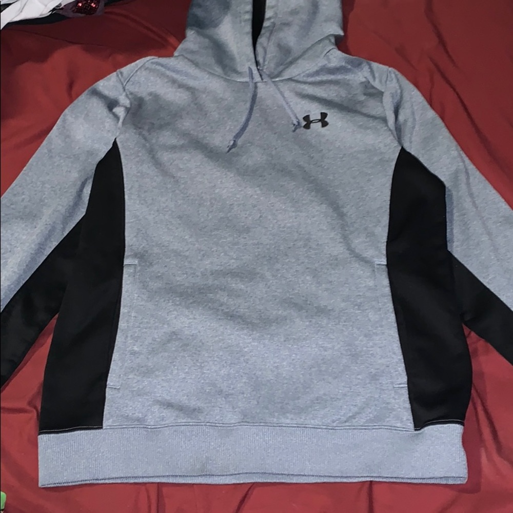 New under armor sweatshirt.